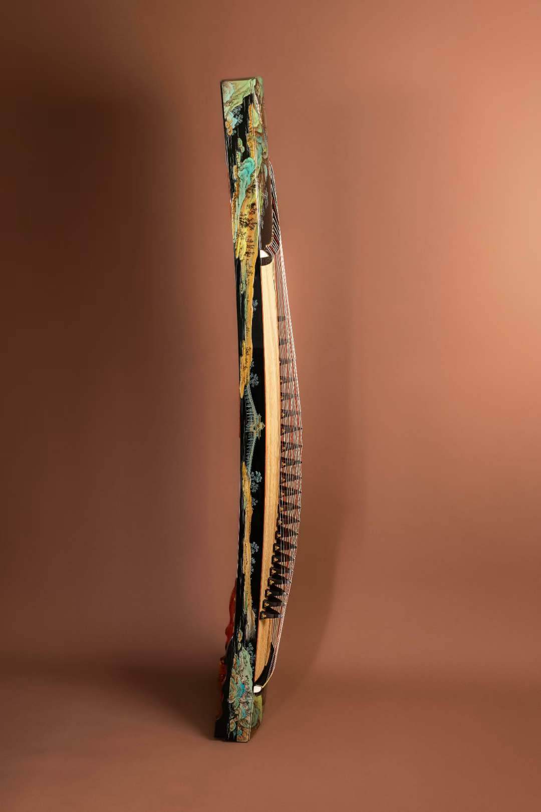 Changge Elite Carved-Out Natural Lacquer Guzheng "Landscape Scenery" 长歌牌纯手工漆画挖筝"千里江山"