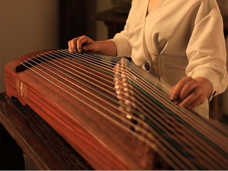 39"(100cm) Dunhuang Bubinga Guzheng "Natural Essence"敦煌牌特氏古夷苏木100cm悦小筝