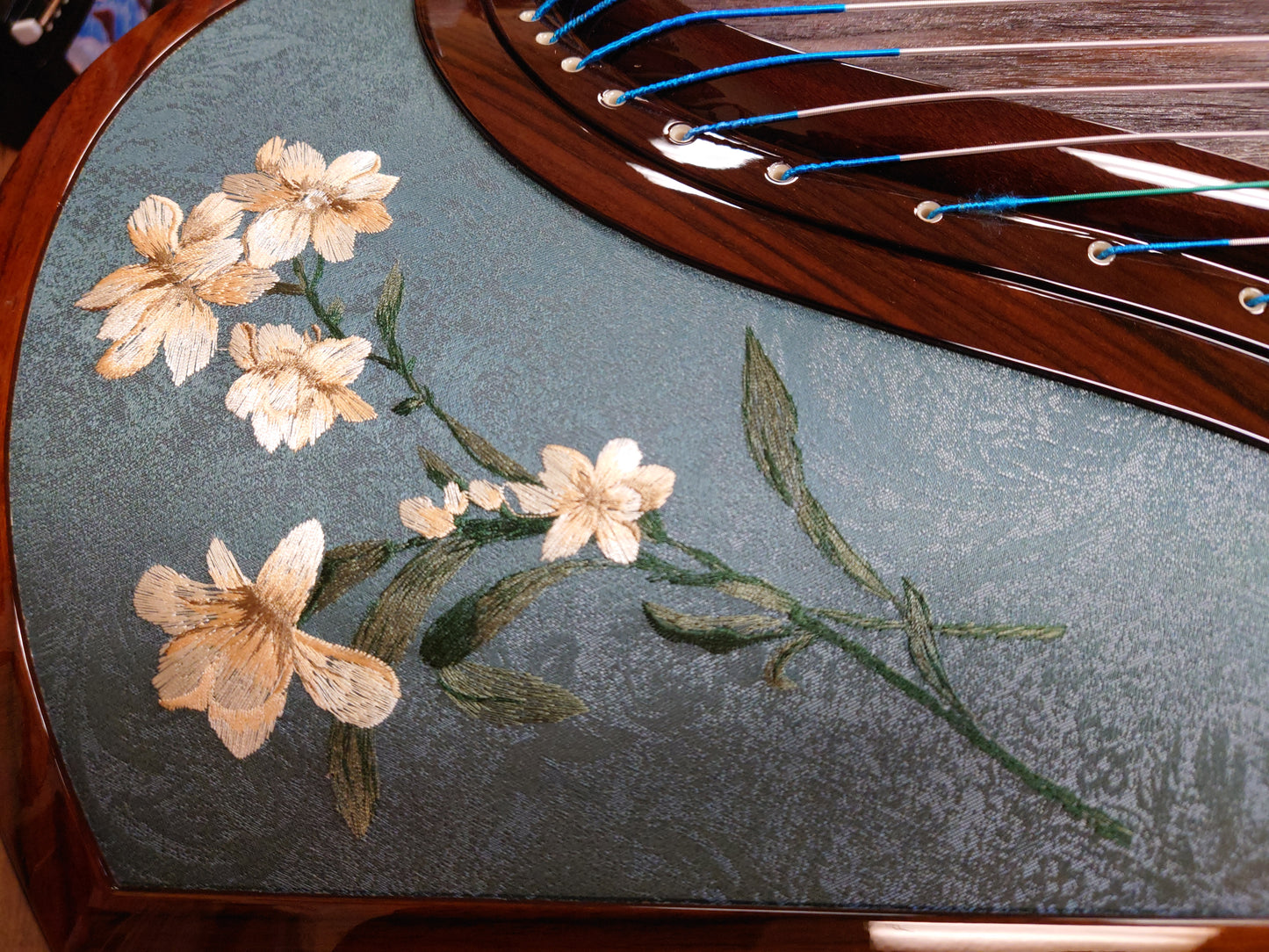 Haitang Guzheng "Fragrant Orchid"