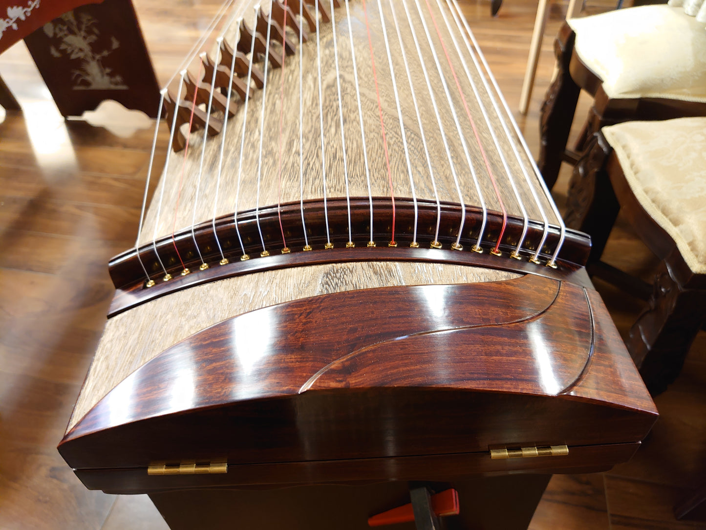 Mujiuchen Collection Guzheng "Xuan He" 木九辰四十年桐木整挖古筝"玄鹤"