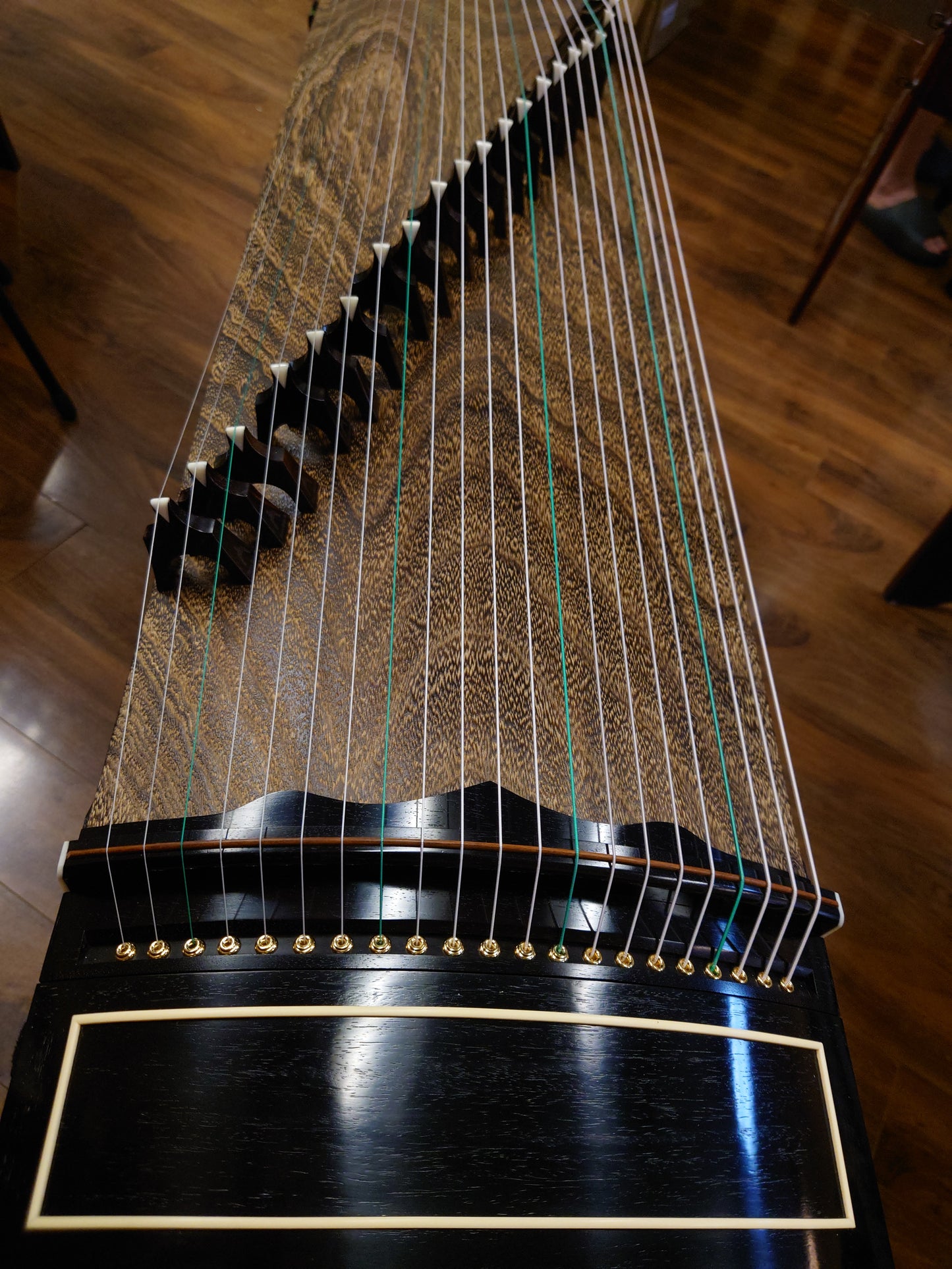 Xuanguang Koto Collection Guzheng (Made in Japan) "Rosy Agate" 炫光筝