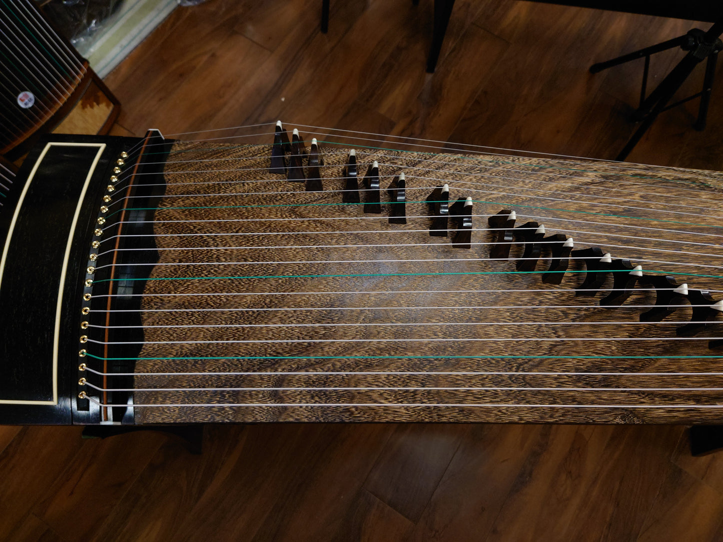 Xuanguang Koto Collection Guzheng (Made in Japan) "Rosy Agate" 炫光筝