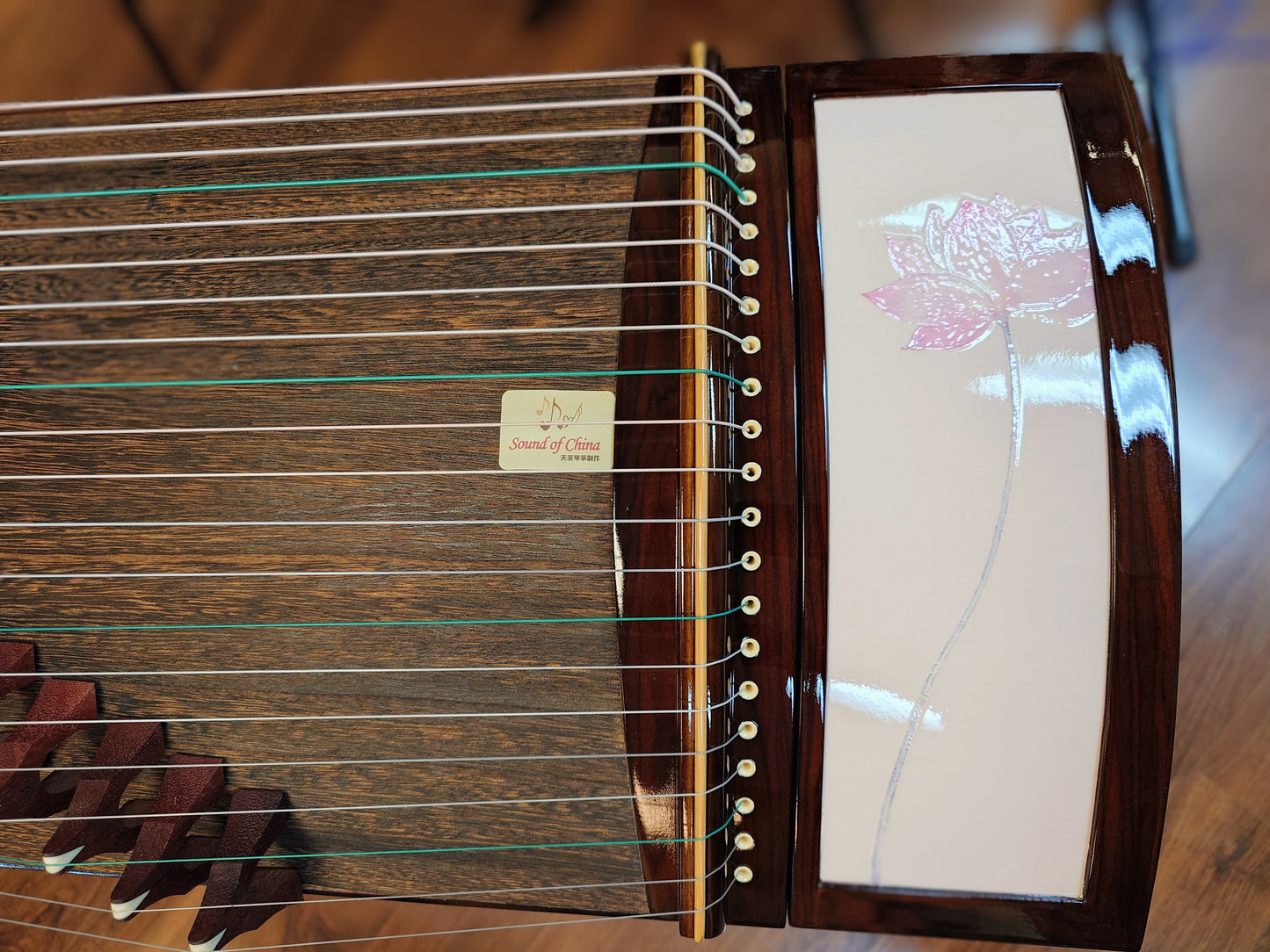 Sound of China Padauk Guzheng "Lotus & Dragonfly" 唐韵牌花梨木古筝"蜻蜓戏荷"