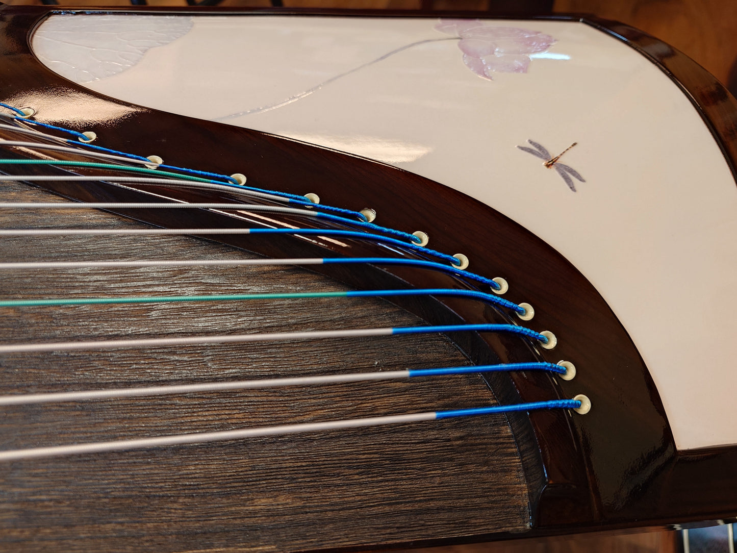 Sound of China Padauk Guzheng "Lotus & Dragonfly" 唐韵牌花梨木古筝"蜻蜓戏荷"