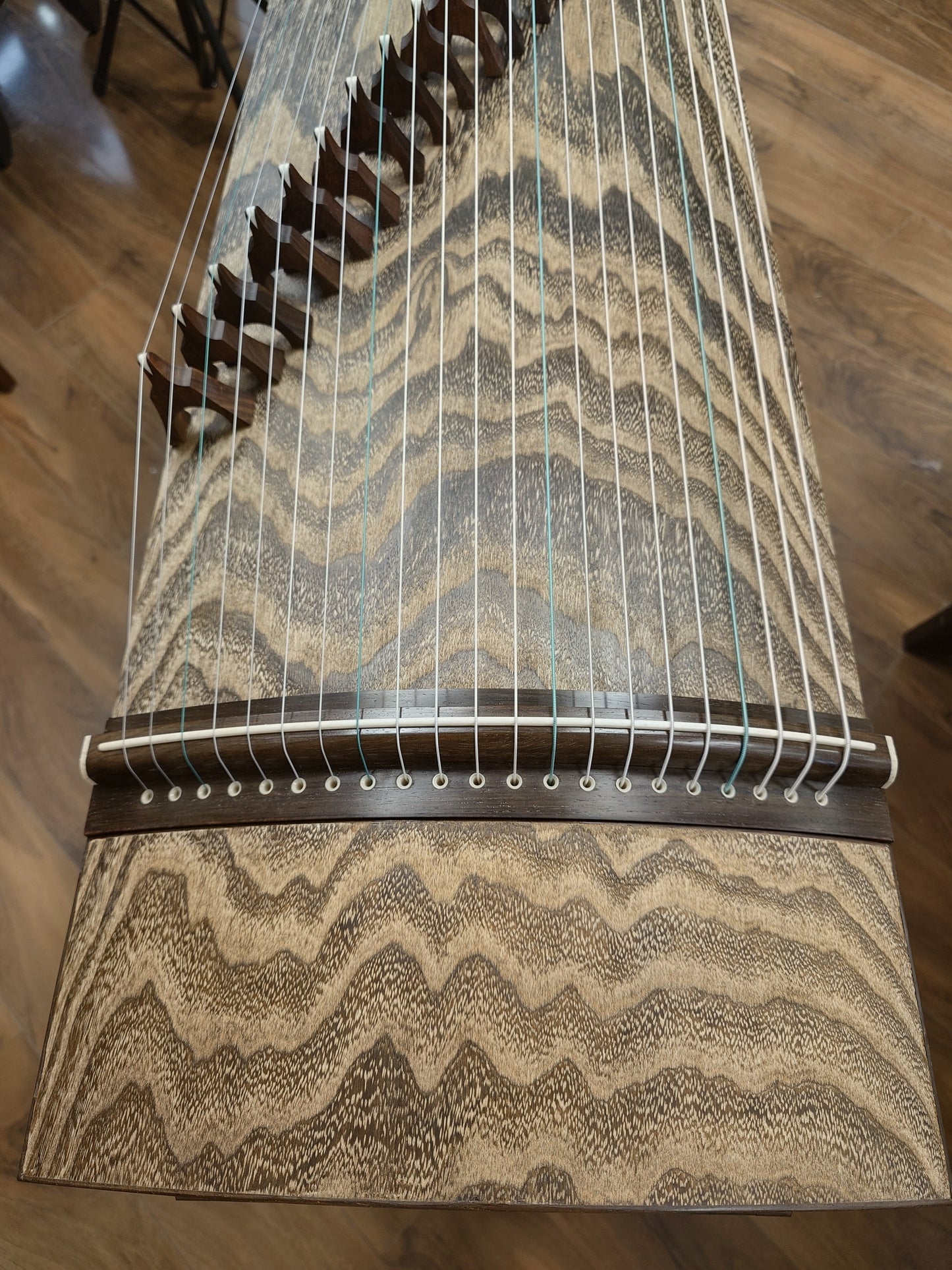 Mishimaya Collection 50-year old Aizu Paulownia Guzheng (Made in Japan) 三岛屋日本制50年会津桐整挖古筝