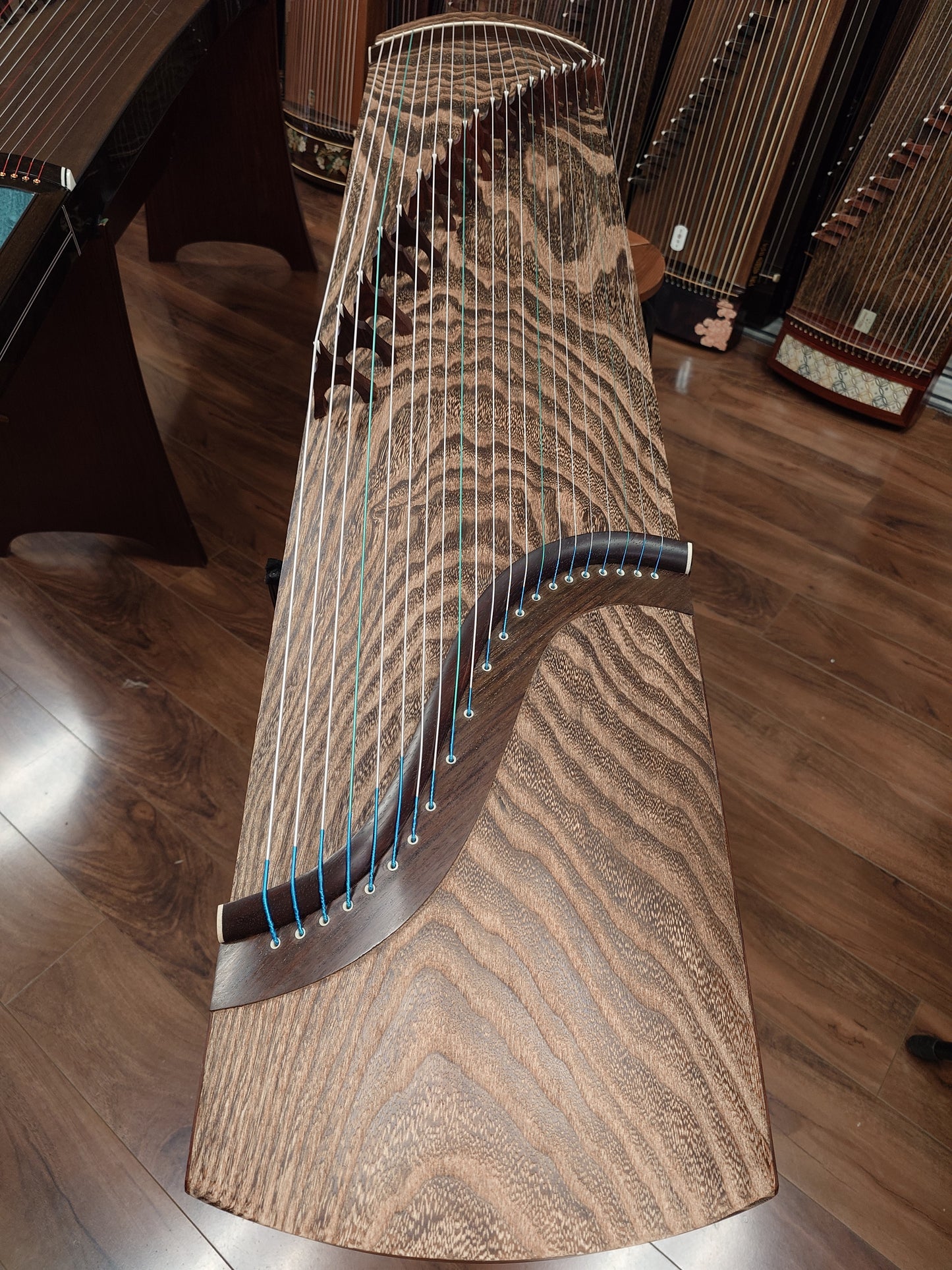 Mishimaya Collection 50-year old Aizu Paulownia Guzheng (Made in Japan) 三岛屋日本制50年会津桐整挖古筝