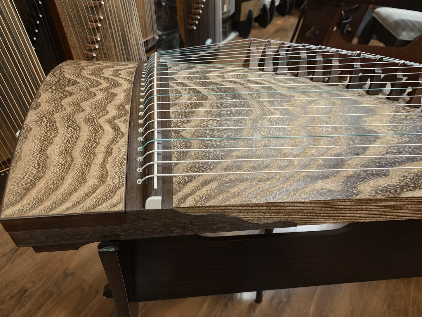 Mishimaya Collection 50-year old Aizu Paulownia Guzheng (Made in Japan) 三岛屋日本制50年会津桐整挖古筝