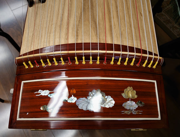 Scarlet Bird Zhuque #560 Guzheng