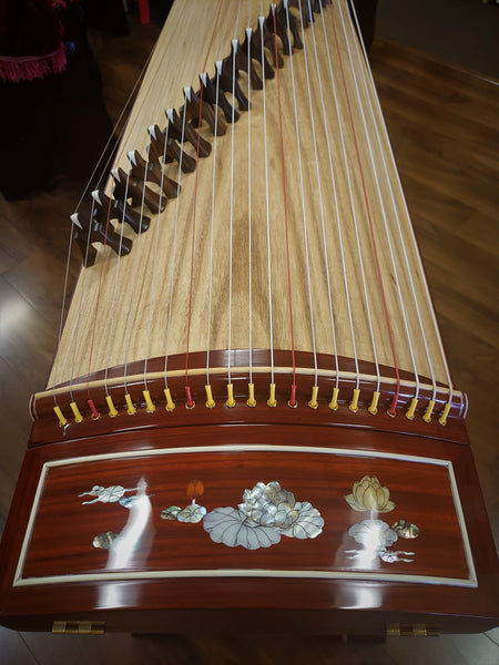 Scarlet Bird Zhuque #560 Guzheng