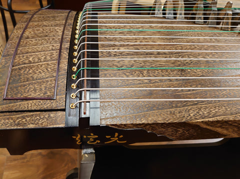 Xuanguang Zheng Art-Mitsuya Koto Collection Guzheng (Made in Japan) "Mystic Purple" 炫光筝