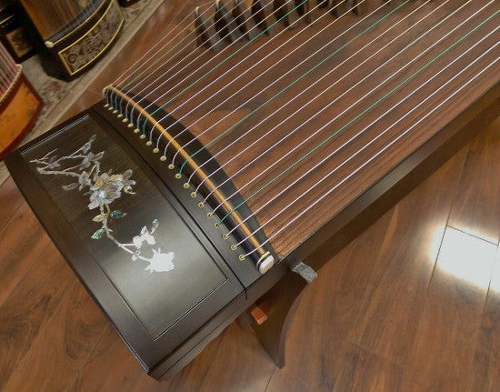 Sound of China Blackwood Guzheng with Mica Inlay "China Rosa"