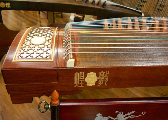 Dunhuang Bubinga 694KK Guzheng "Banana Panel Night Rain"